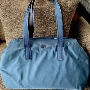 Lululemon Go Getter Gym bag